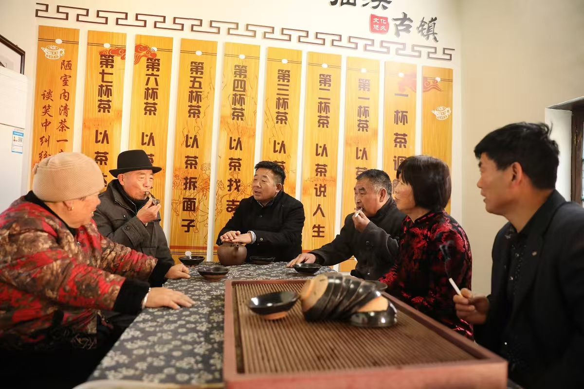 王士宏調解現(xiàn)場.jpg